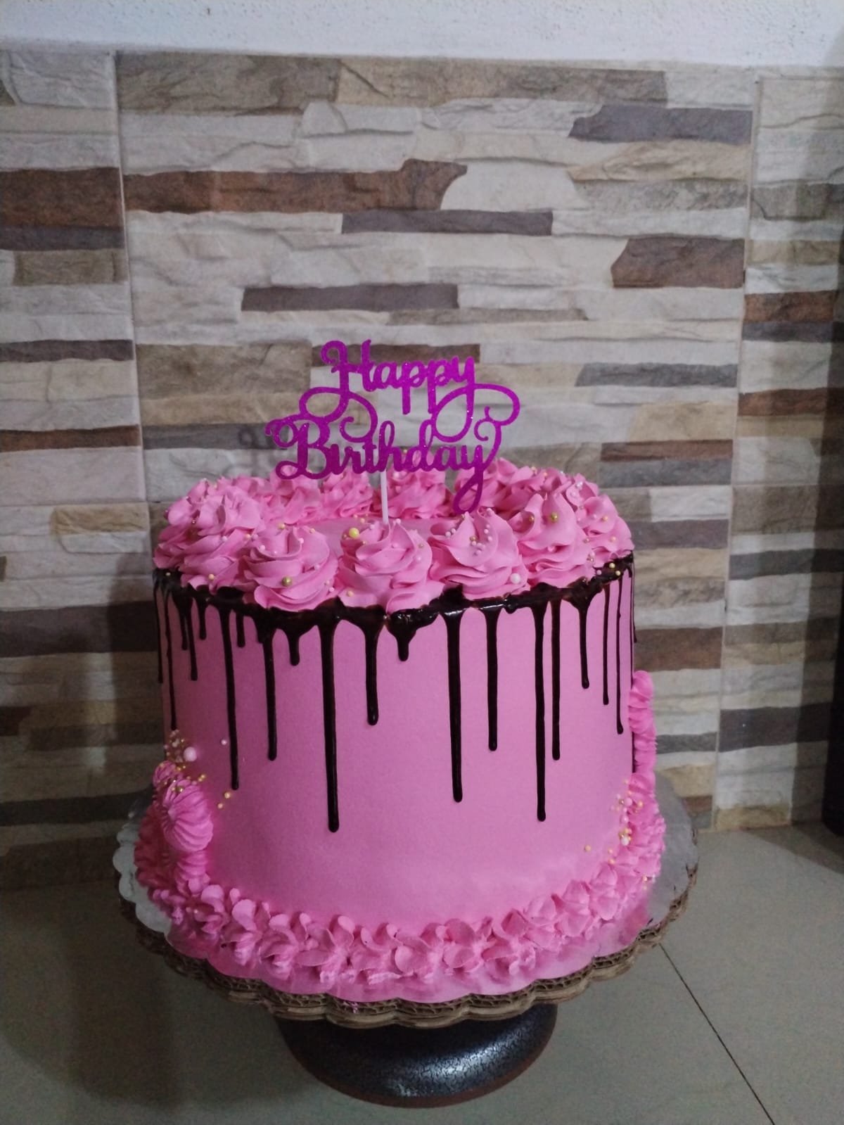 Pastel rosa de cumpleaños